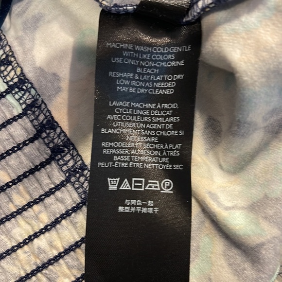 🦋 Ruffled tube top with peplum - Picture 7 of 12